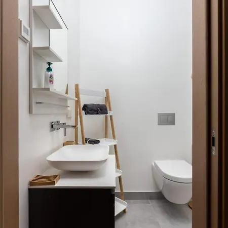 Kalnina Street Modern Studio In Riga